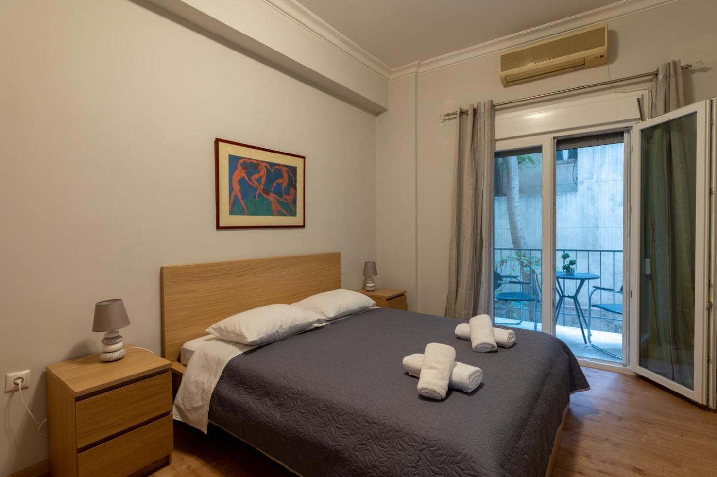 Entire Apt, 2 Bdrm, City Center Aten Exteriör bild