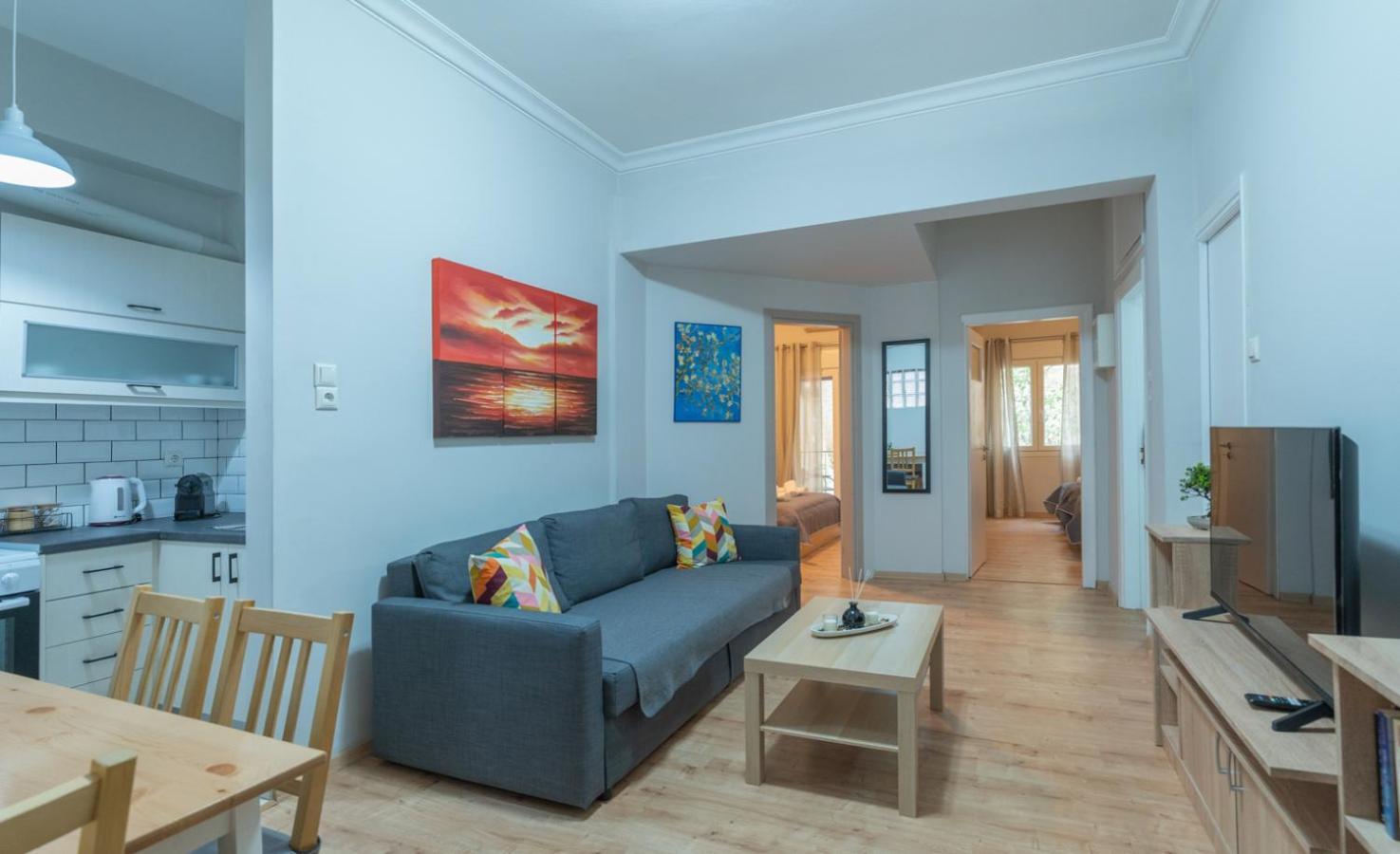 Entire Apt, 2 Bdrm, City Center Aten Exteriör bild